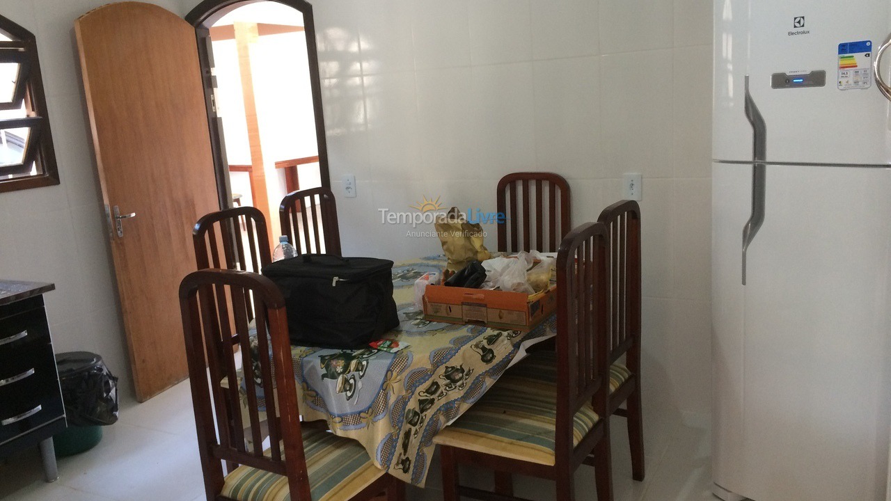 Casa para aluguel de temporada em Ubatuba (Maranduba)