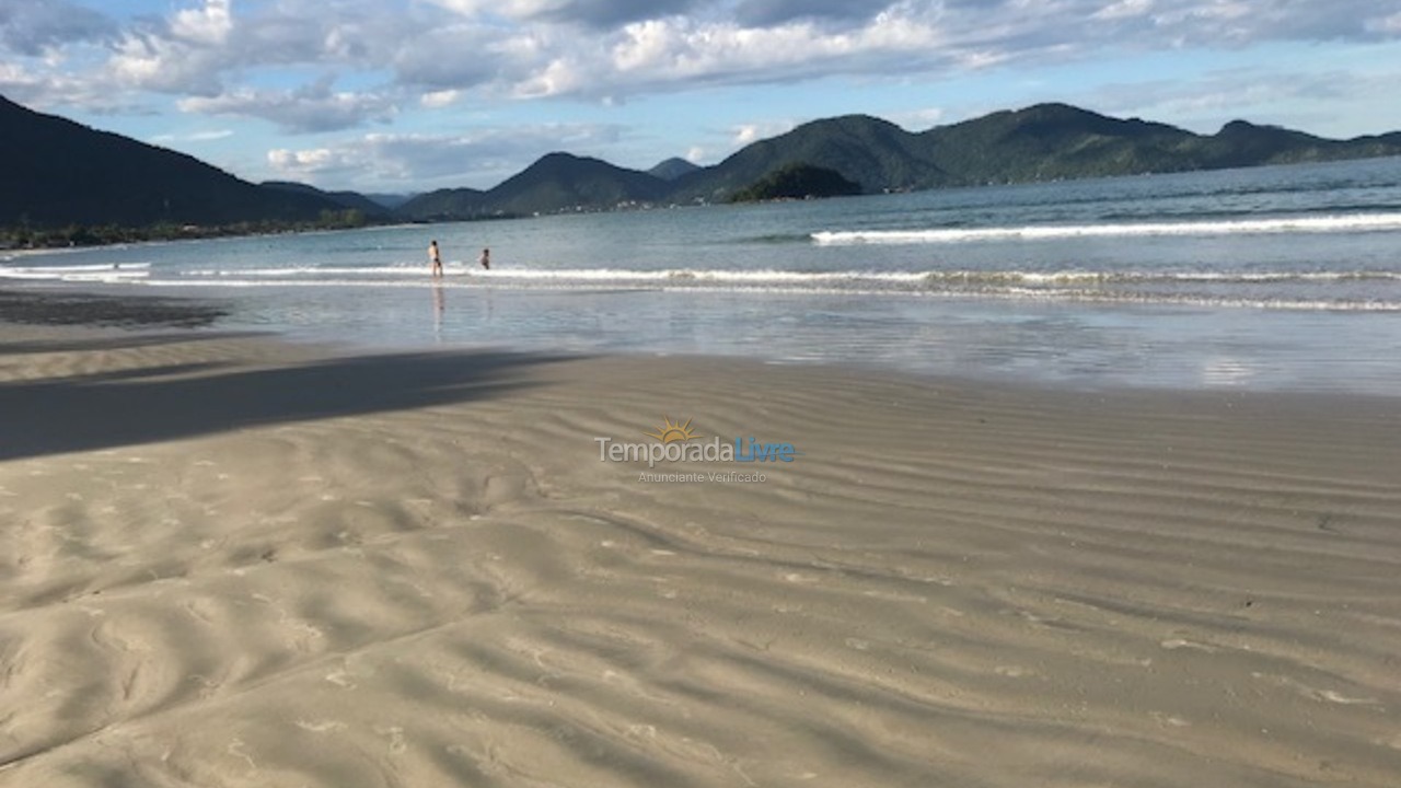 Casa para aluguel de temporada em Ubatuba (Maranduba)