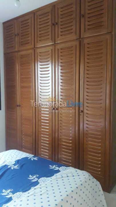 Apartamento para aluguel de temporada em Ubatuba (Praia das Toninhas)