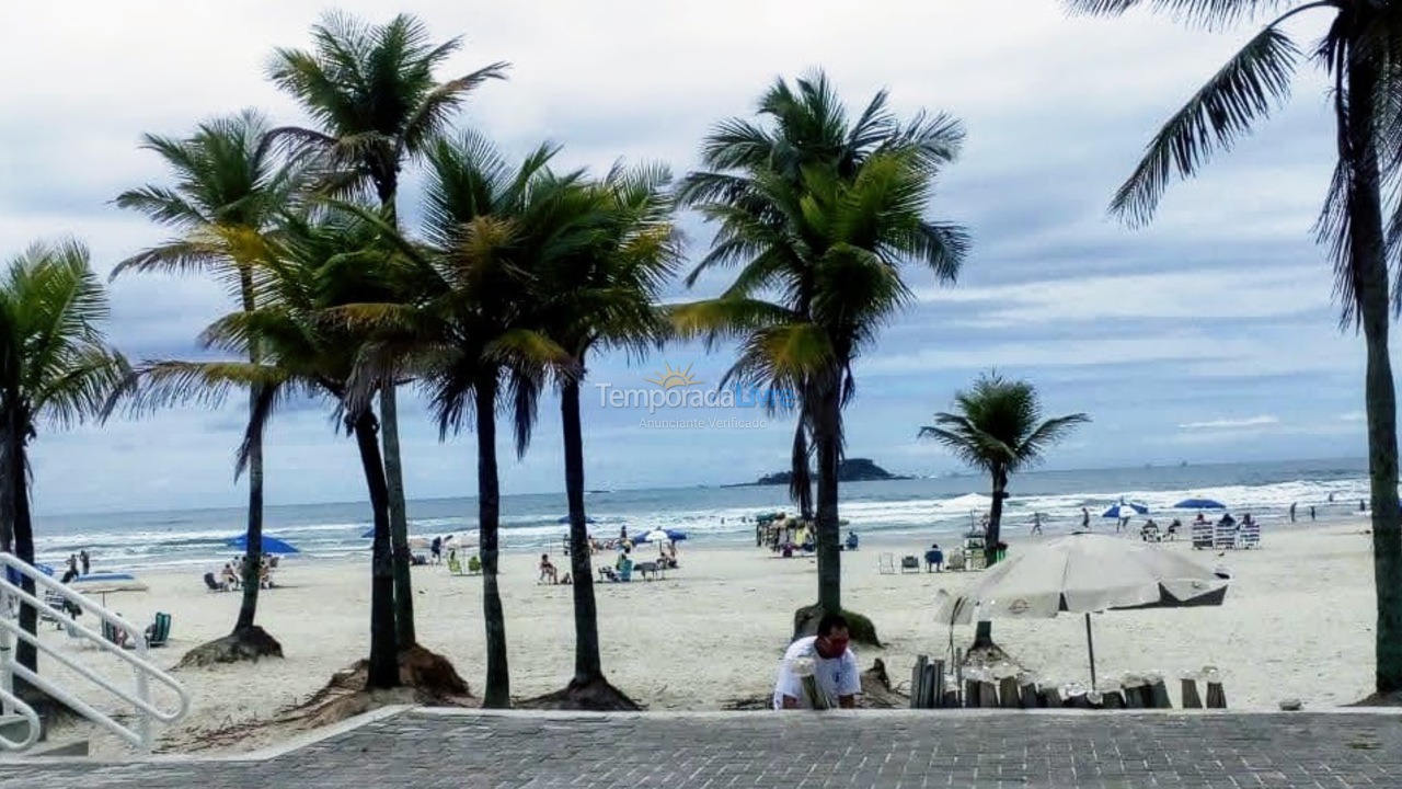 Apartamento para aluguel de temporada em Guarujá (Enseada)