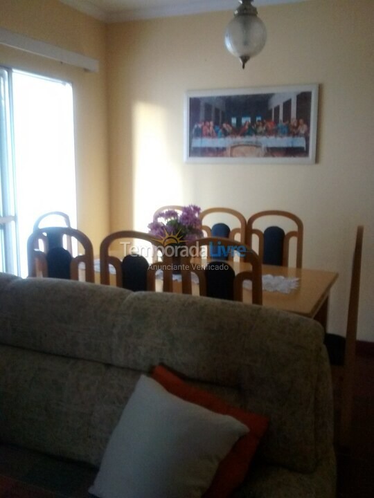 Apartamento para aluguel de temporada em Guarujá (Enseada)