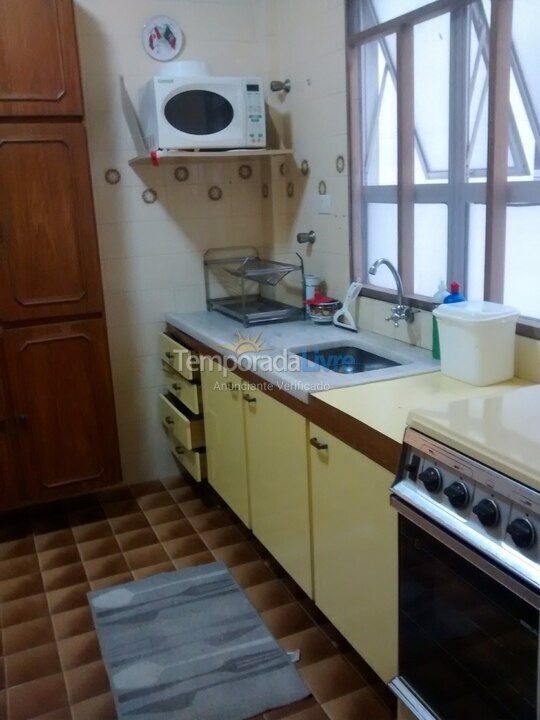 Apartamento para aluguel de temporada em Guarujá (Enseada)