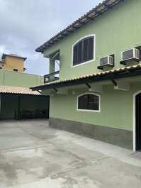 Confortável casa de 4 quartos com ar condicionado