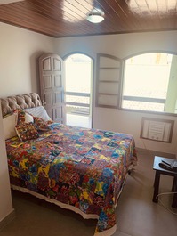 Confortável casa de 4 quartos com ar condicionado