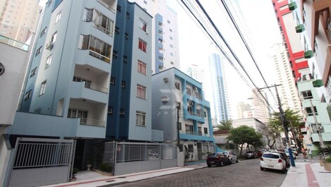 Apartamento temporada para até 8 pessoas, centro BC