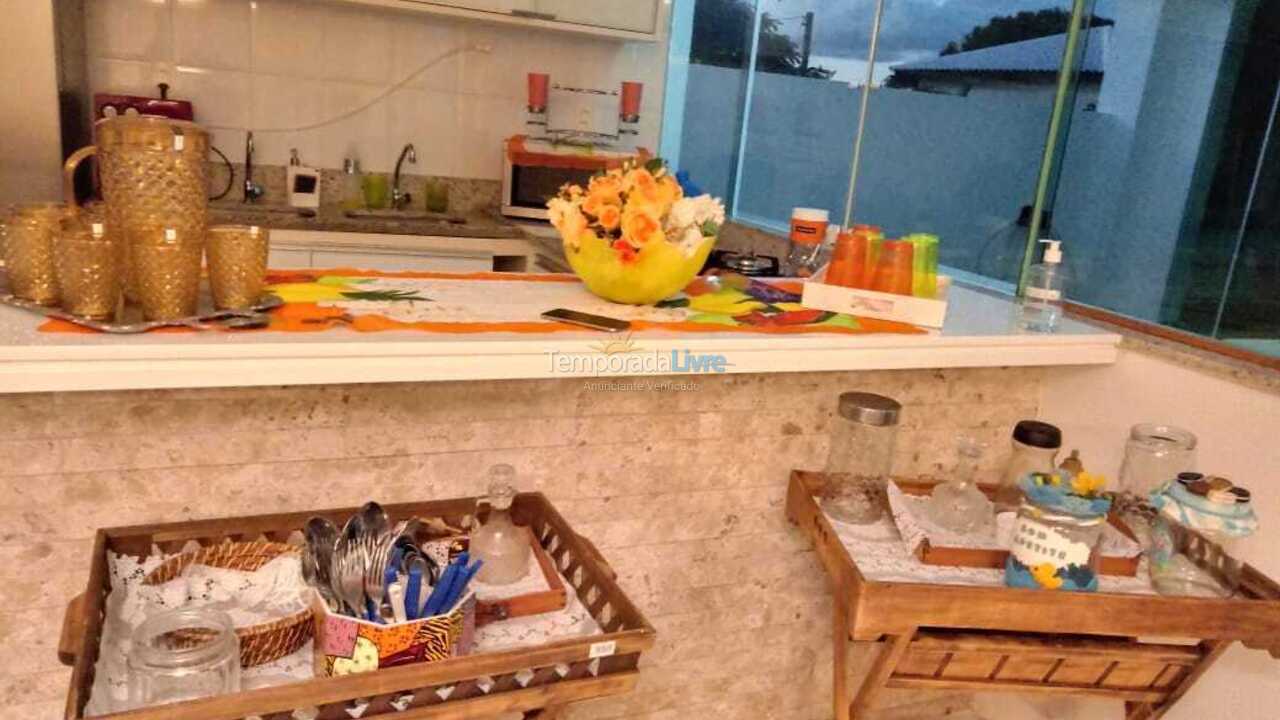 Casa para aluguel de temporada em Camaçari (Praia de Guarajuba)