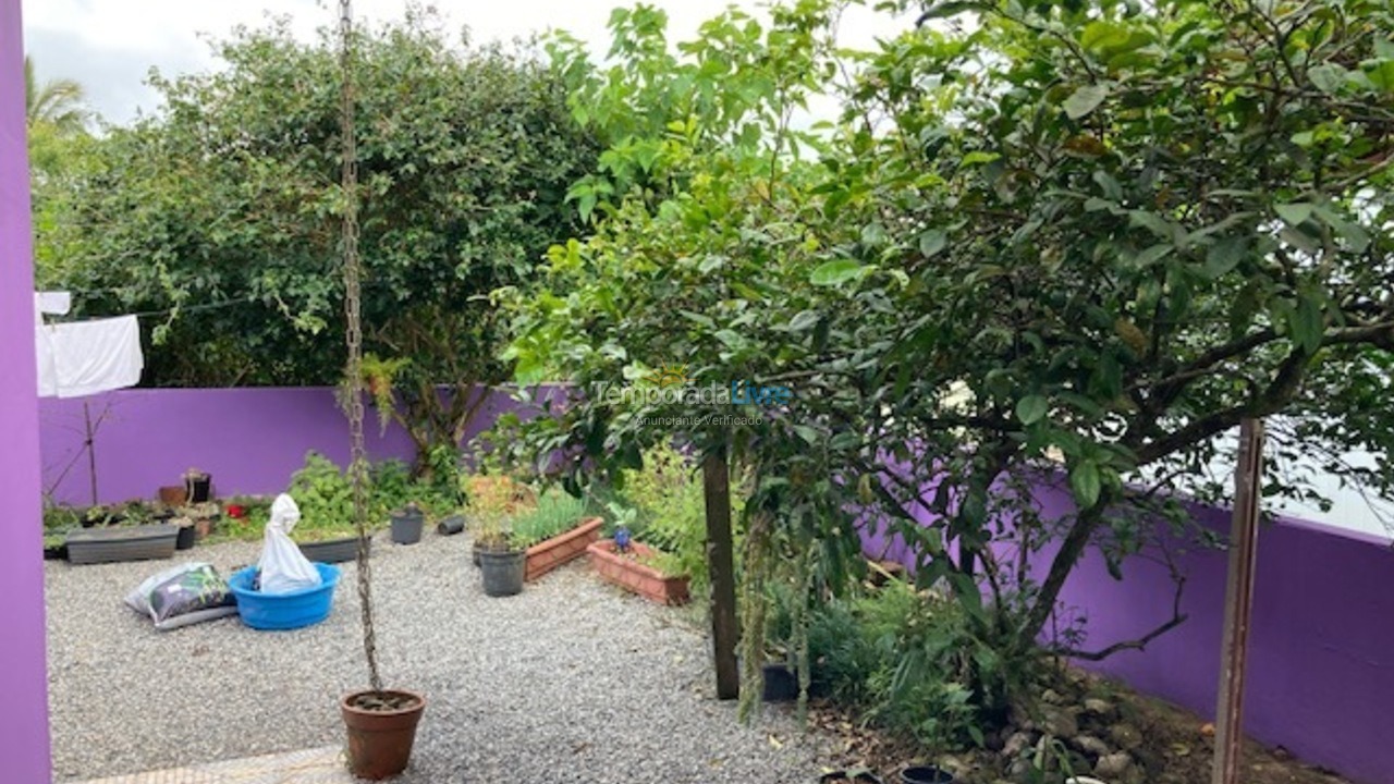 Casa para alquiler de vacaciones em São Francisco do Sul (Praia Grande)