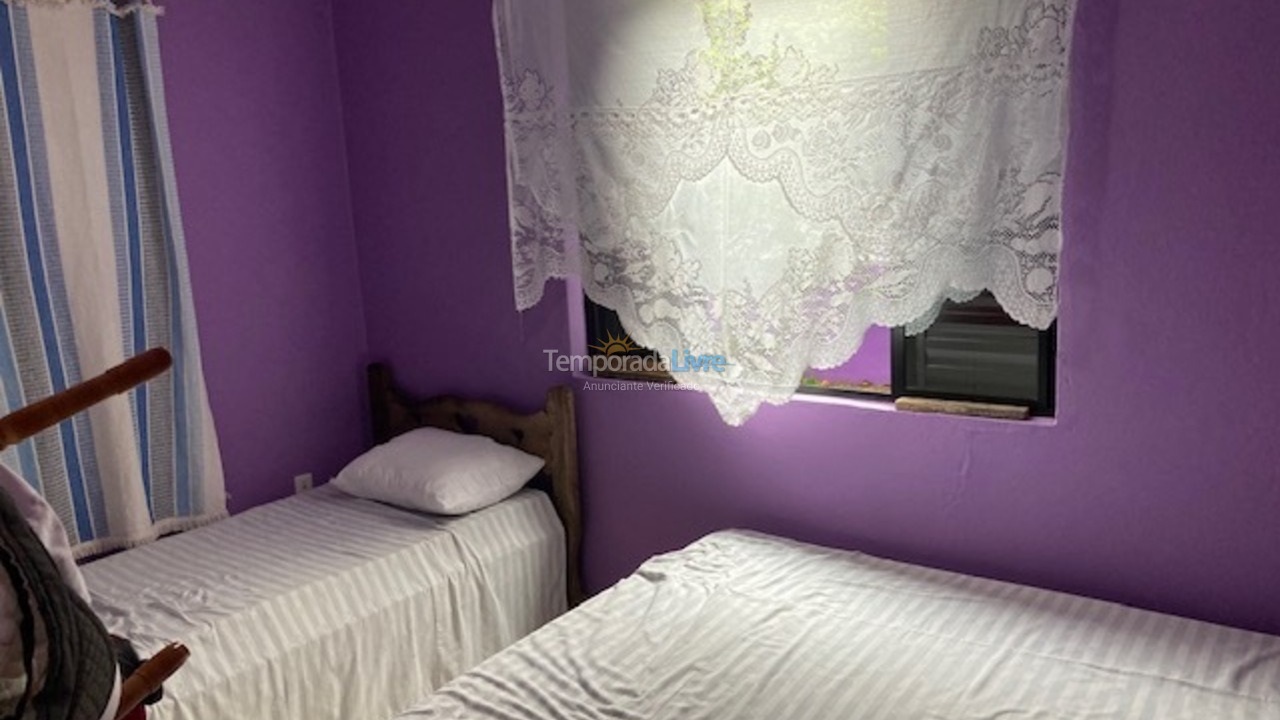 Casa para alquiler de vacaciones em São Francisco do Sul (Praia Grande)