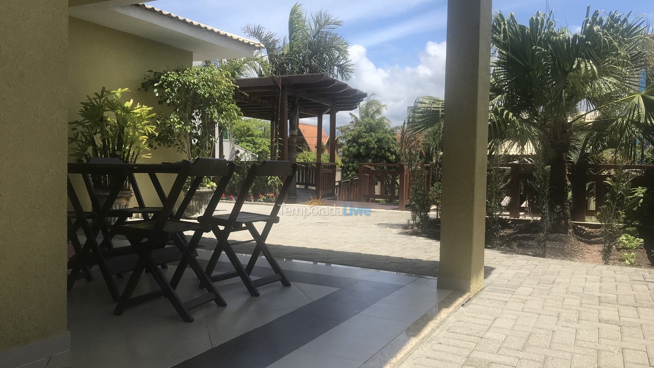 Casa para alquiler de vacaciones em Guaratuba (Barra do Saí)