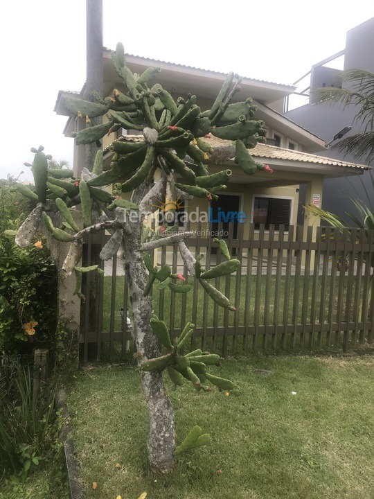 Casa para alquiler de vacaciones em Guaratuba (Barra do Saí)