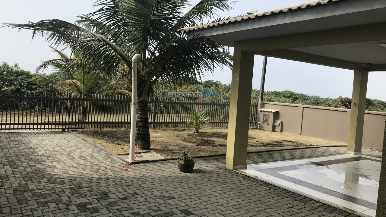 Casa para alquiler de vacaciones em Guaratuba (Barra do Saí)