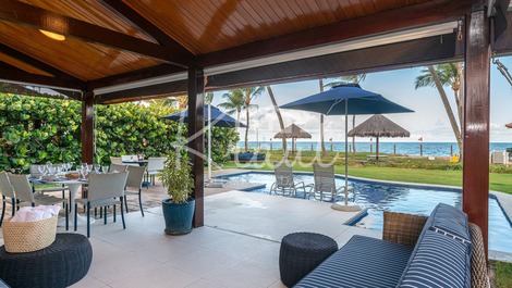 Beira-mar Oka Bungalow with 05 rooms in Muro Alto