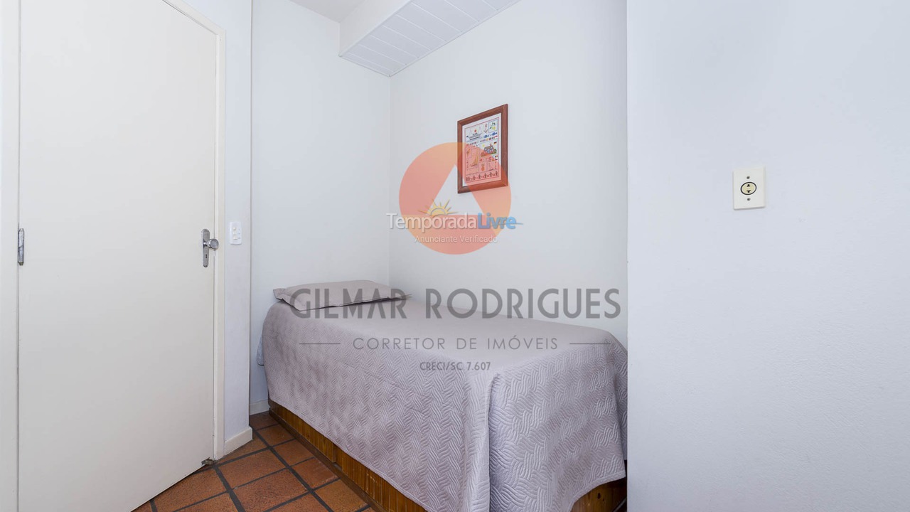 Casa para aluguel de temporada em Bombinhas (Canto Grande)