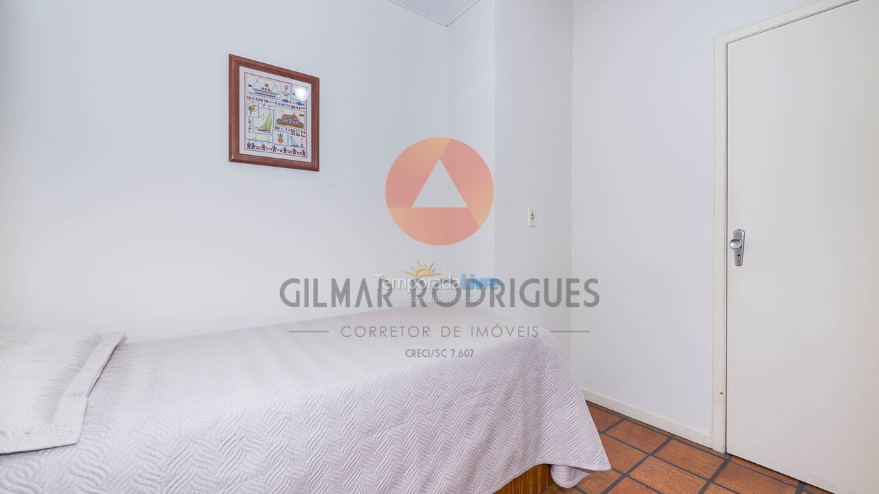 Casa para aluguel de temporada em Bombinhas (Canto Grande)