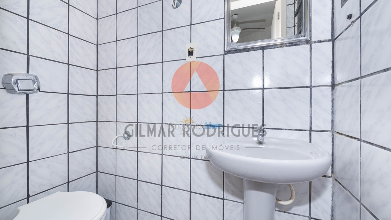 Casa para aluguel de temporada em Bombinhas (Canto Grande)