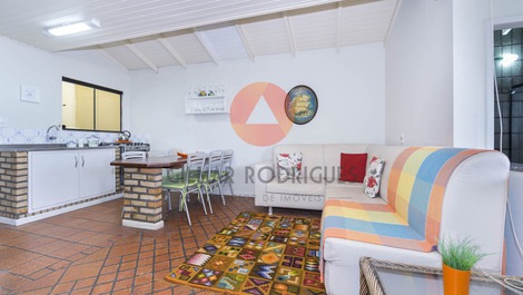 Casa de frente para o mar em Canto Grande