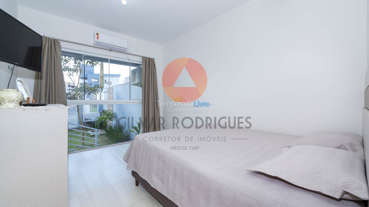 Apartment for vacation rental in Bombinhas (Mariscal)