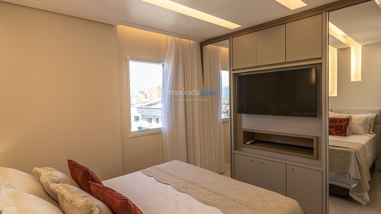 Apartamento para aluguel de temporada em Praia Grande (Vila Tupi)