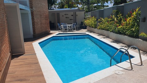 Maravilhosa casa alto padrão a apenas 120 metros da praia da Enseada