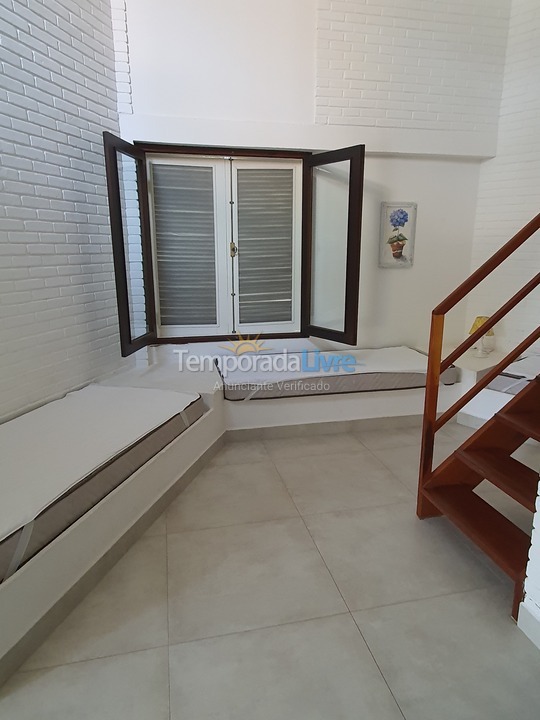 Casa para aluguel de temporada em Guarujá (Enseada)