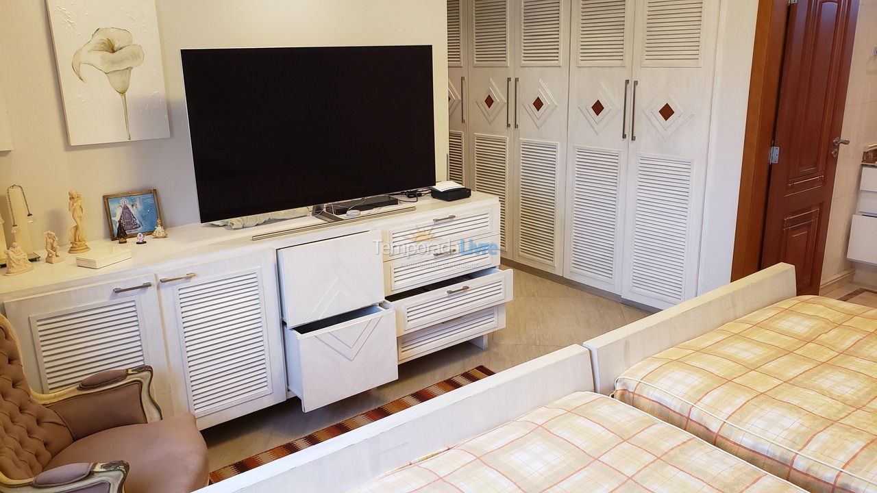 Apartamento para alquiler de vacaciones em Guarujá (Pitangueiras)