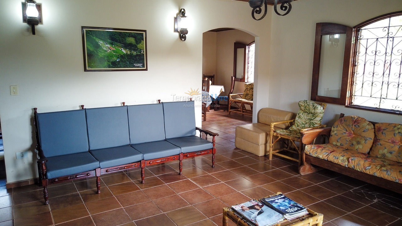 Ranch for vacation rental in Juquitiba (Para Os Amantes de Pescaria)