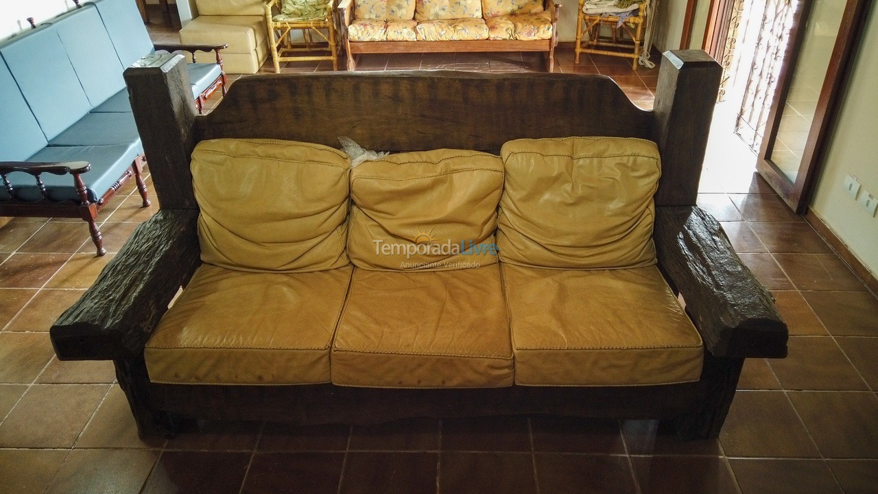 Ranch for vacation rental in Juquitiba (Para Os Amantes de Pescaria)