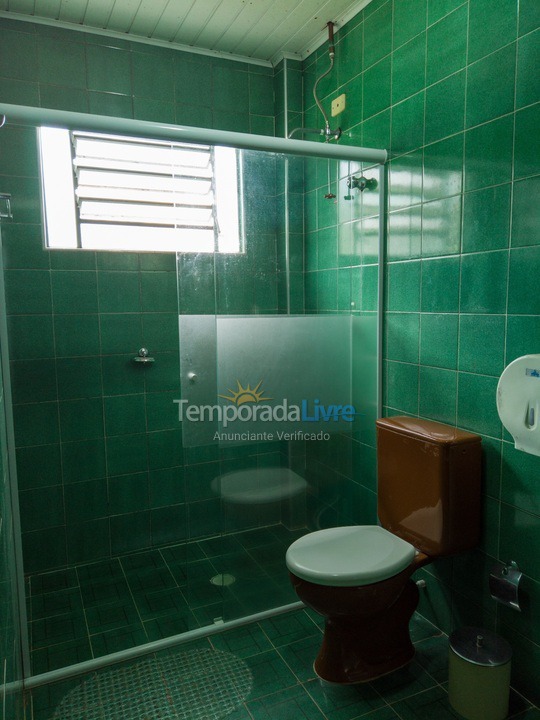 Ranch for vacation rental in Juquitiba (Para Os Amantes de Pescaria)