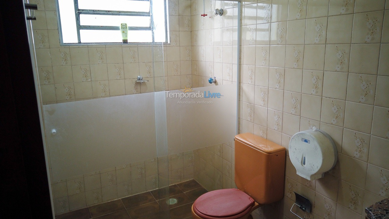 Ranch for vacation rental in Juquitiba (Para Os Amantes de Pescaria)