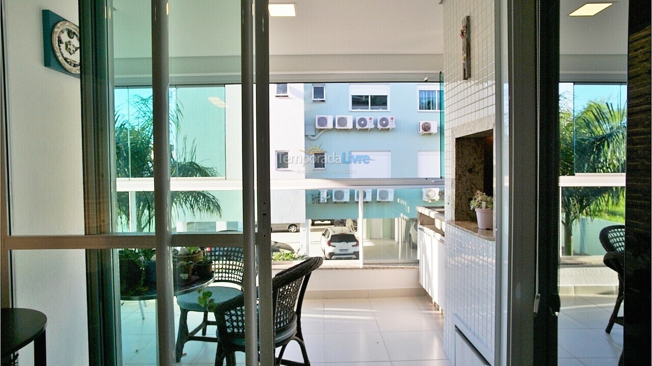 Apartamento para aluguel de temporada em Florianopolis (Praia dos Ingleses)