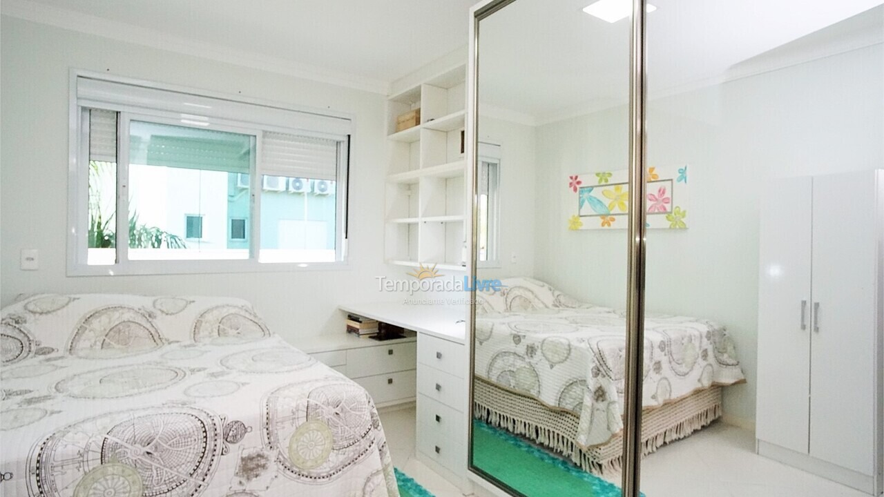 Apartamento para aluguel de temporada em Florianopolis (Praia dos Ingleses)