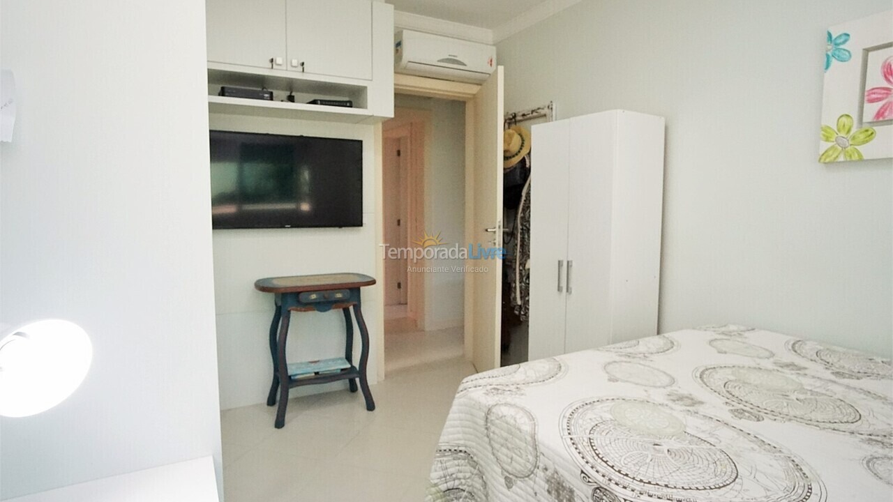Apartamento para aluguel de temporada em Florianopolis (Praia dos Ingleses)