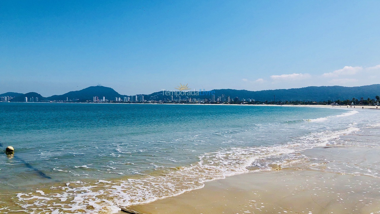 Casa para alquiler de vacaciones em Guarujá (Enseada)