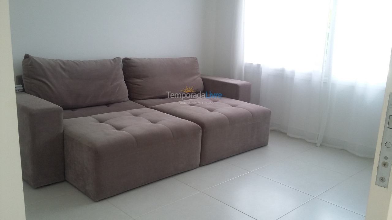 Casa para alquiler de vacaciones em São Sebastião (Praia da Baleia)