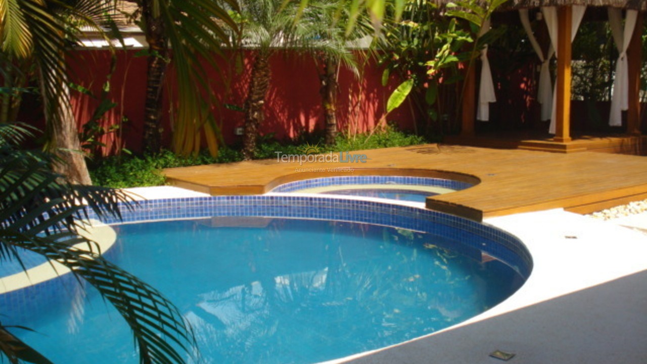 Casa para alquiler de vacaciones em São Sebastião (Praia da Baleia)