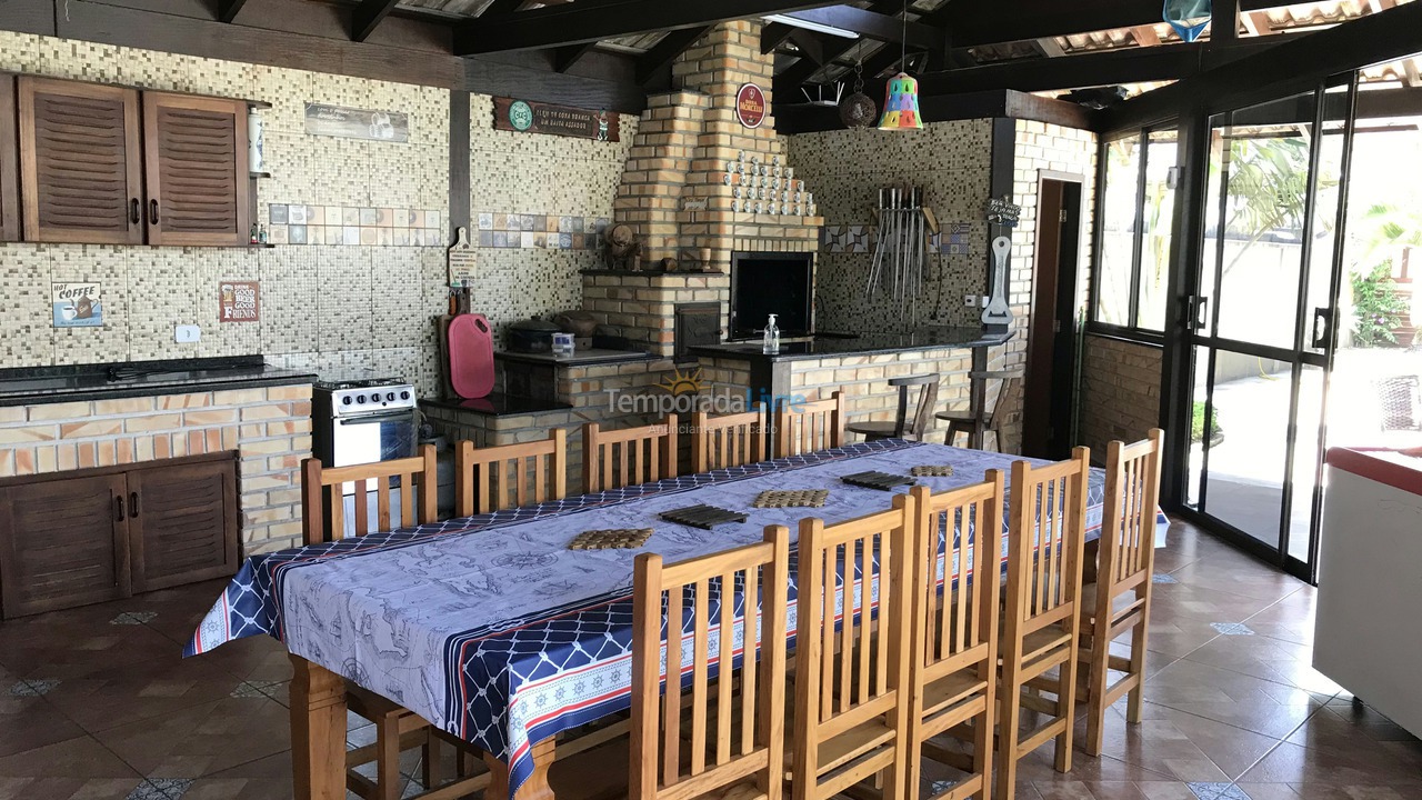Casa para alquiler de vacaciones em Guaratuba (Barra do Saí)