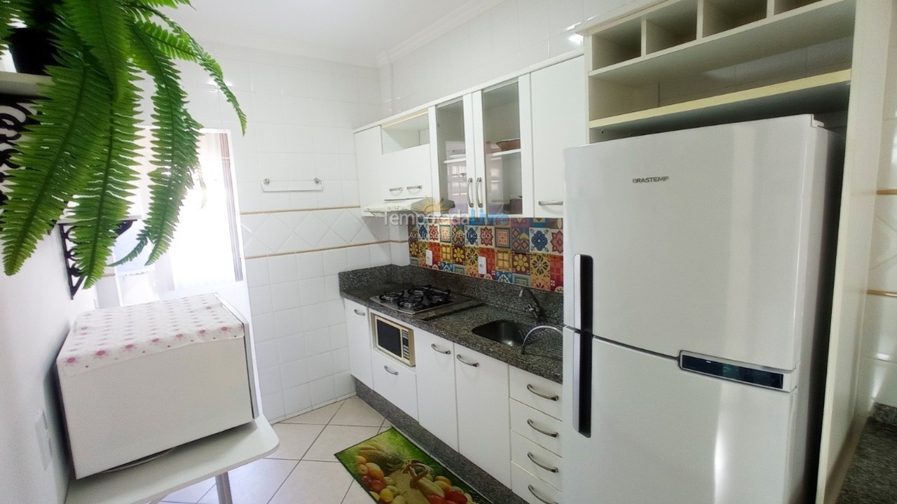 Apartamento para alquiler de vacaciones em Bombinhas (Praia de Bombas)
