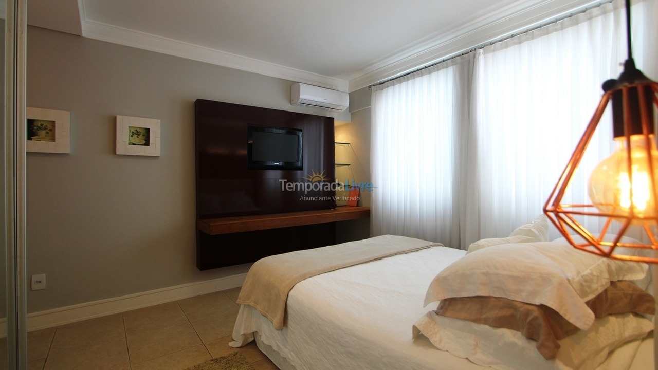 Apartment for vacation rental in Balneário Camboriú (Praia Central)