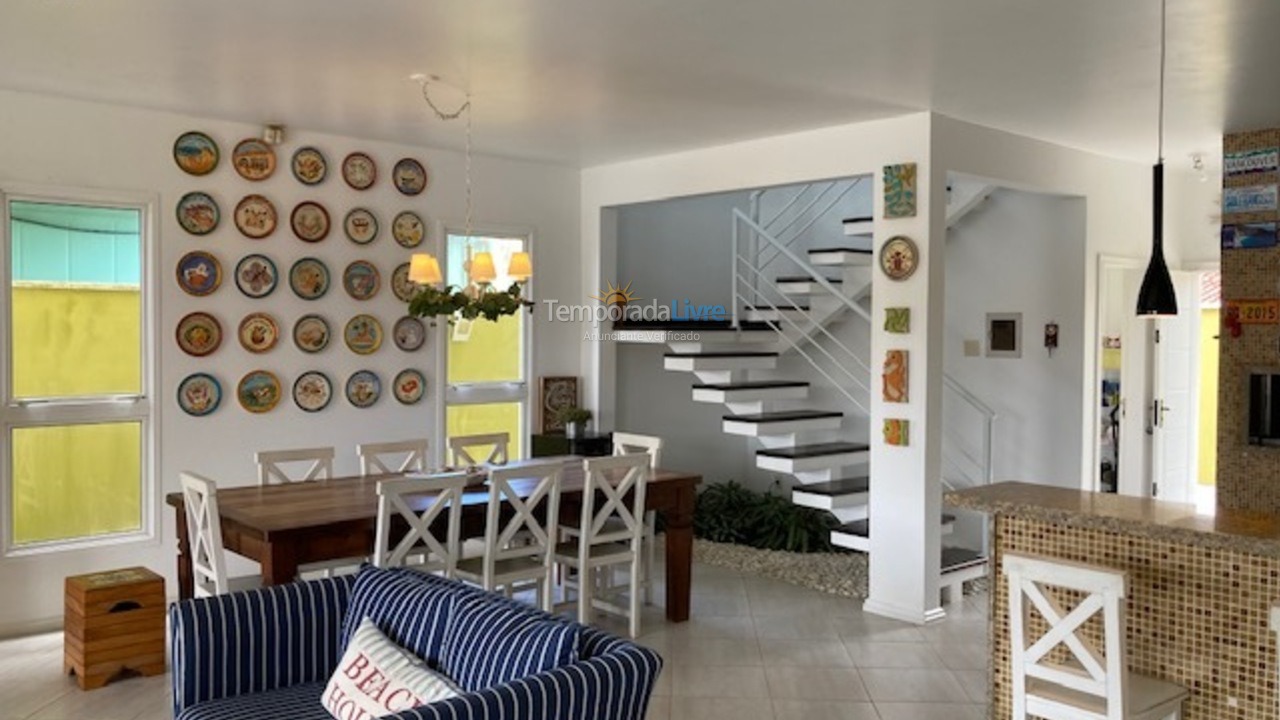 Casa para alquiler de vacaciones em São Francisco do Sul (Praia Grande)