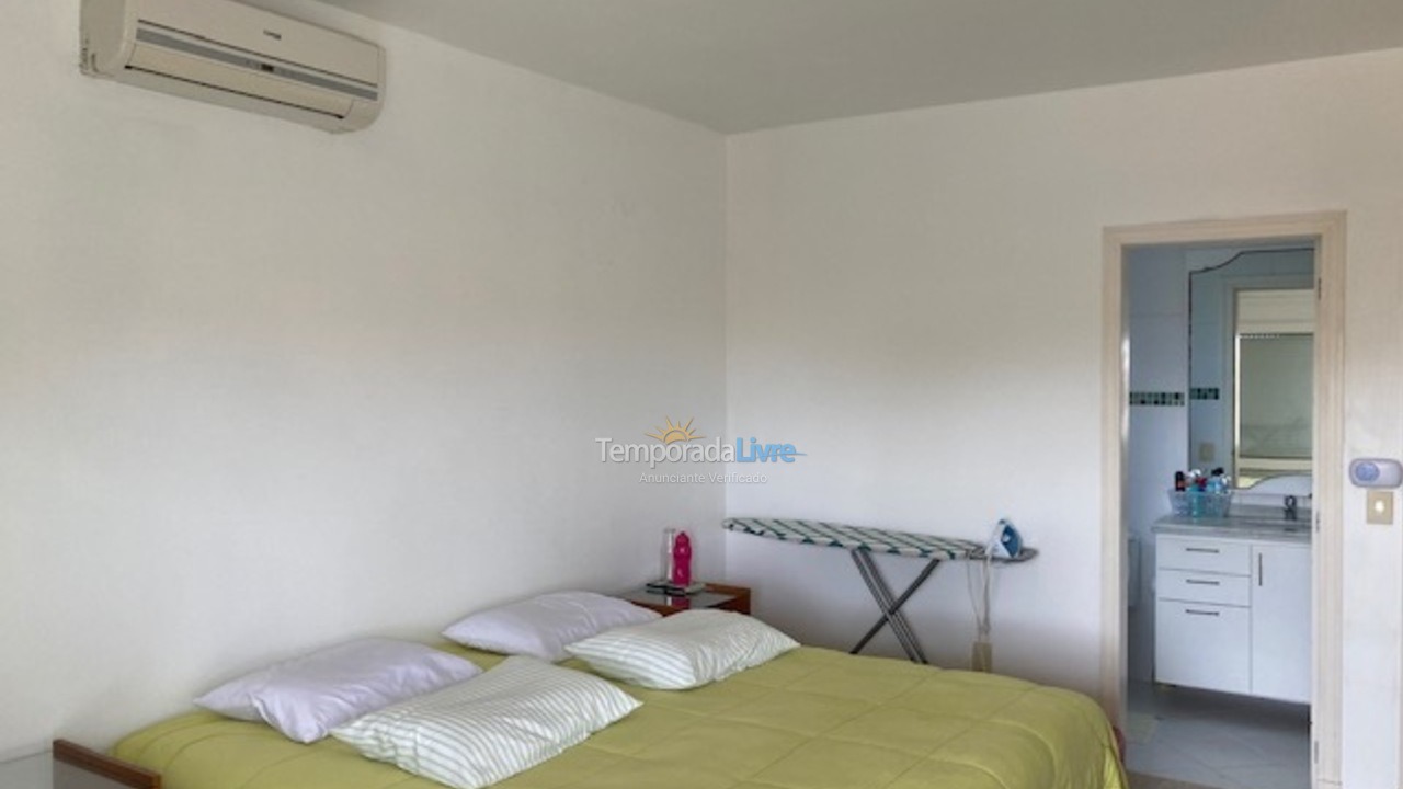 Casa para alquiler de vacaciones em São Francisco do Sul (Praia Grande)