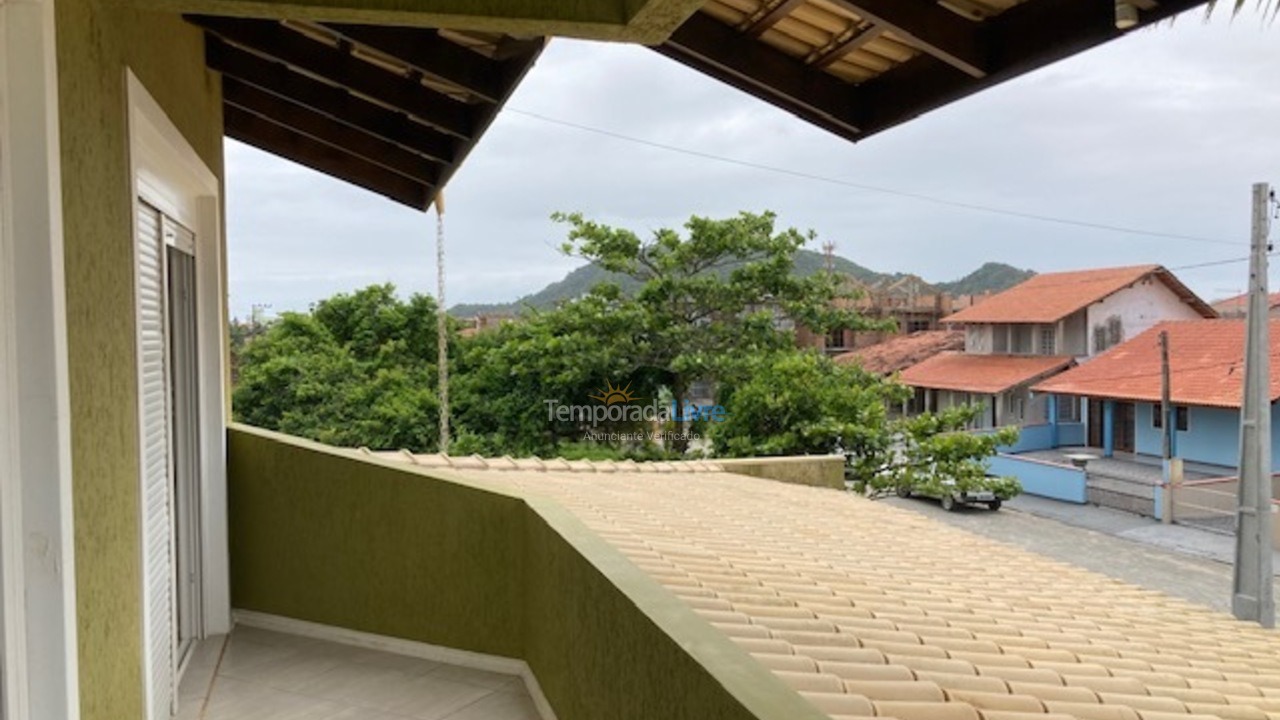 Casa para alquiler de vacaciones em São Francisco do Sul (Praia Grande)