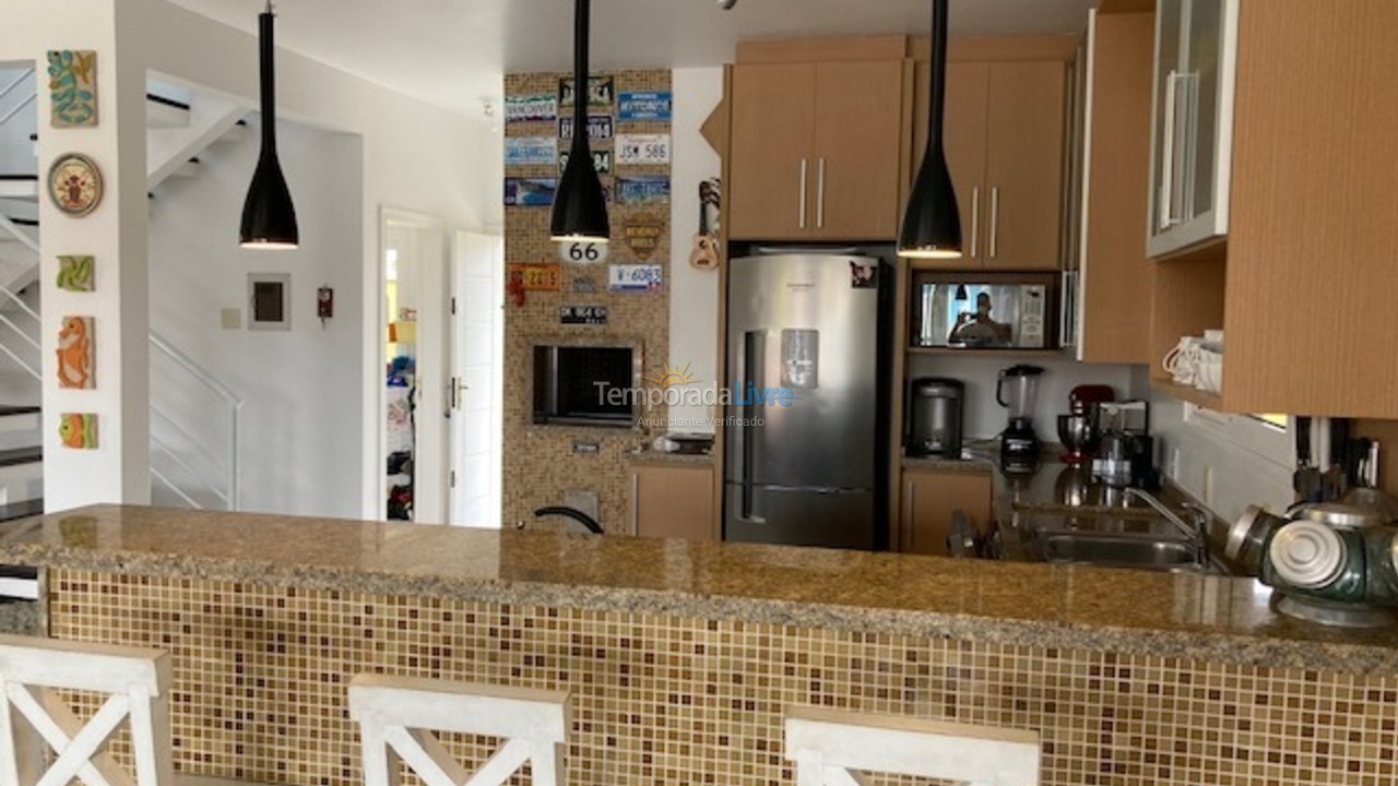 Casa para alquiler de vacaciones em São Francisco do Sul (Praia Grande)