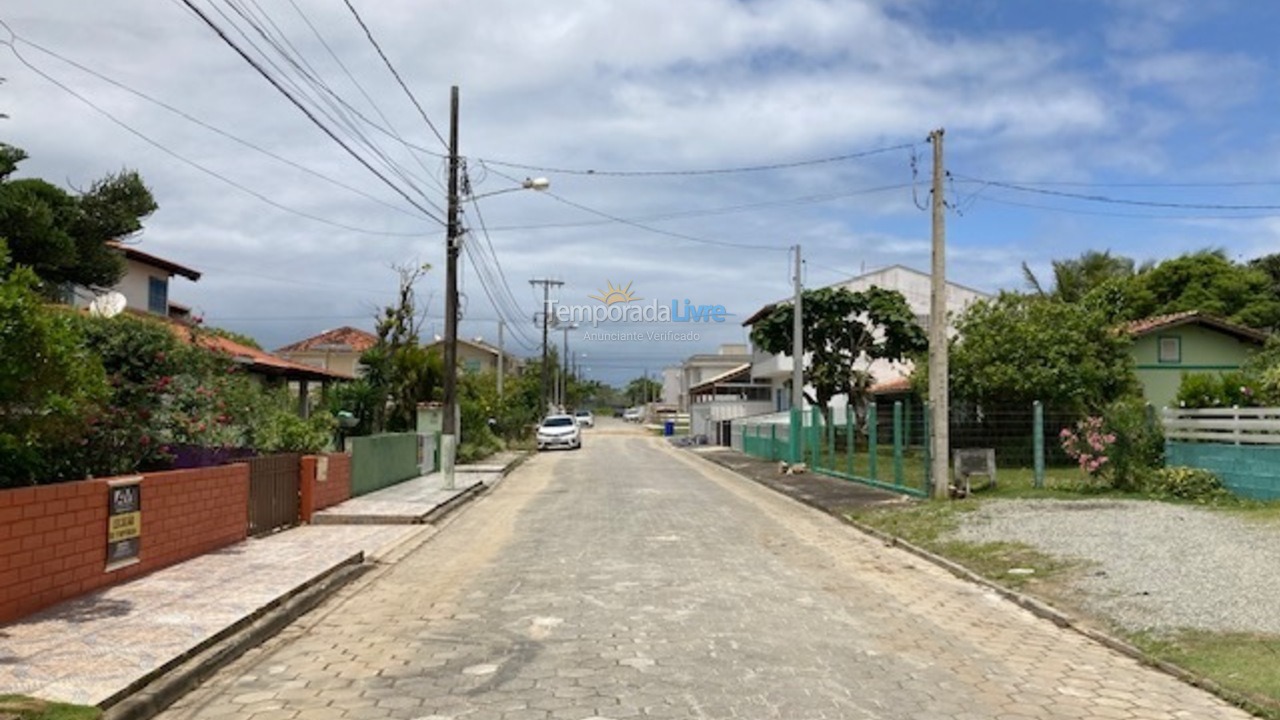 Casa para alquiler de vacaciones em São Francisco do Sul (Praia Grande)