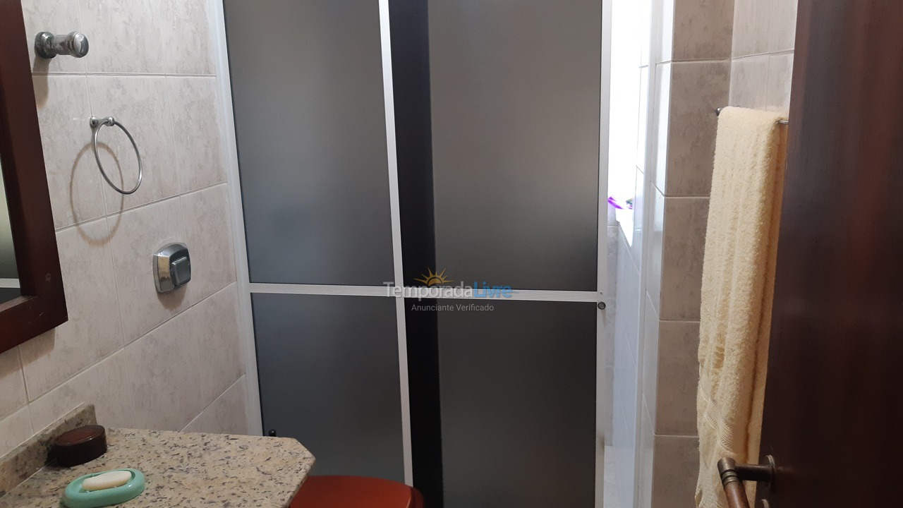 Apartamento para aluguel de temporada em Itapema (Meia Praia)