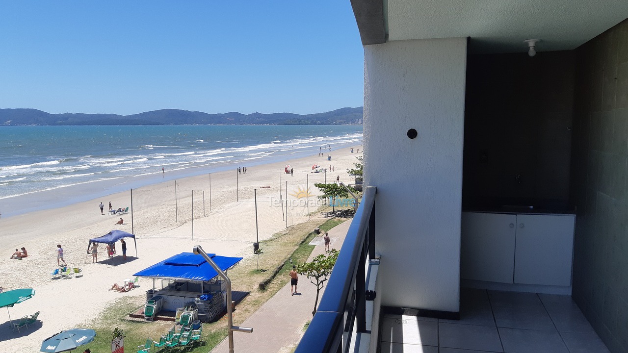 Apartamento para aluguel de temporada em Itapema (Meia Praia)