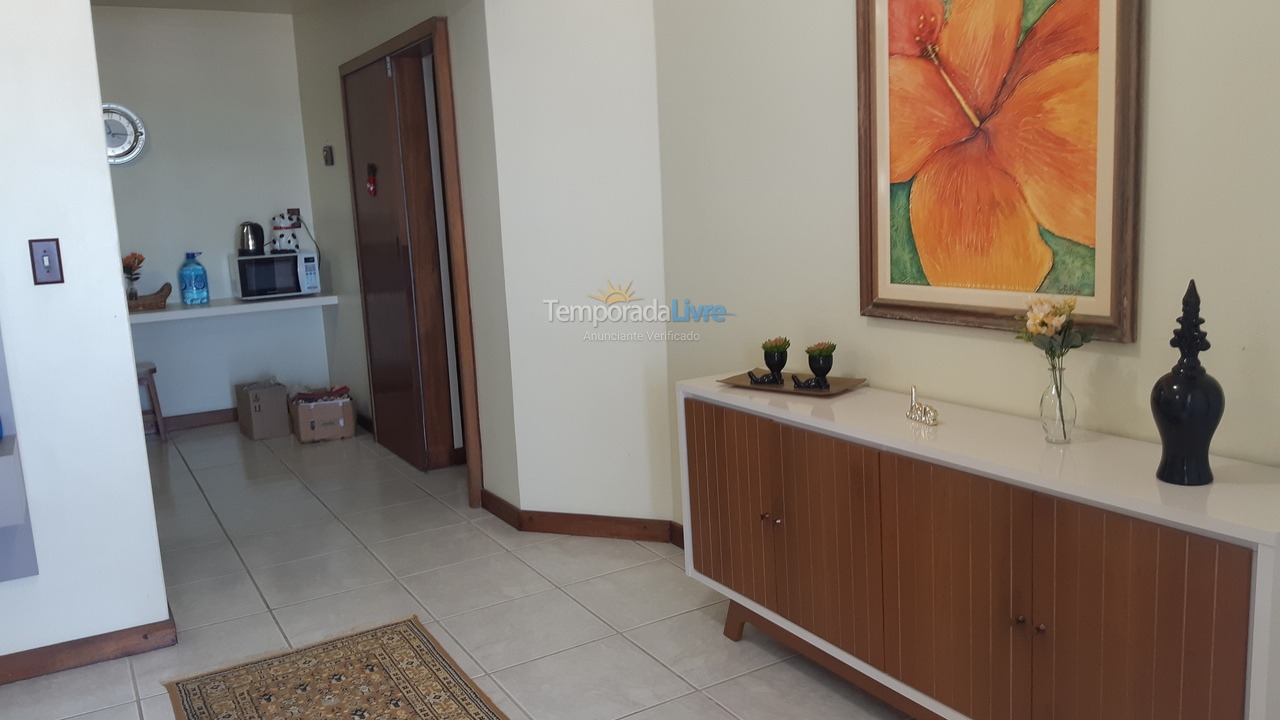 Apartamento para aluguel de temporada em Itapema (Meia Praia)