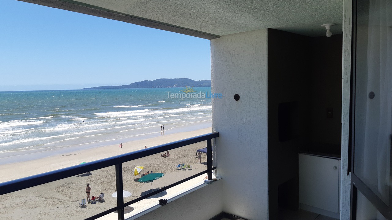 Apartamento para aluguel de temporada em Itapema (Meia Praia)