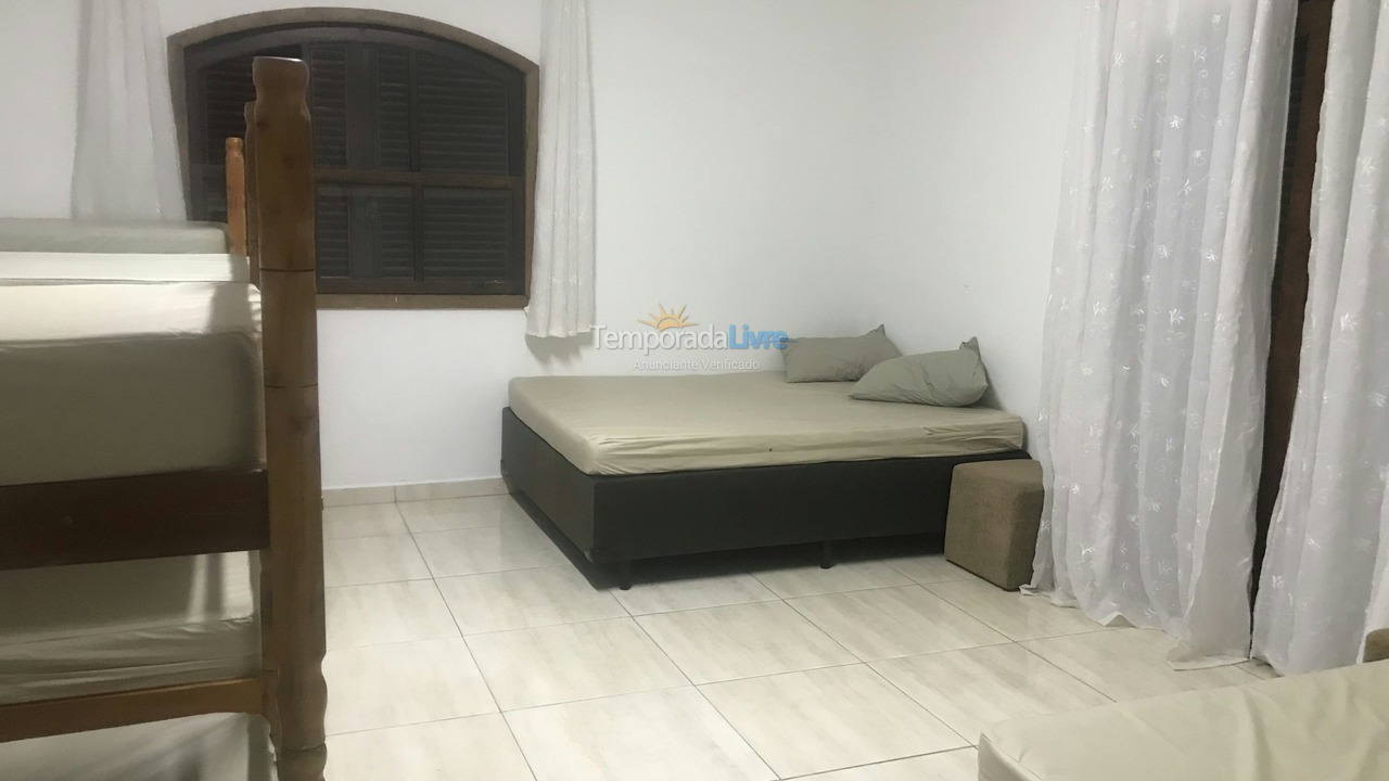 Chácara / sítio para aluguel de temporada em Mairinque (Moreiras)