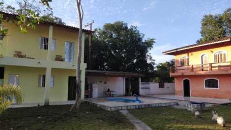 Foto das 2 casas que fazem parte do recanto do sossego