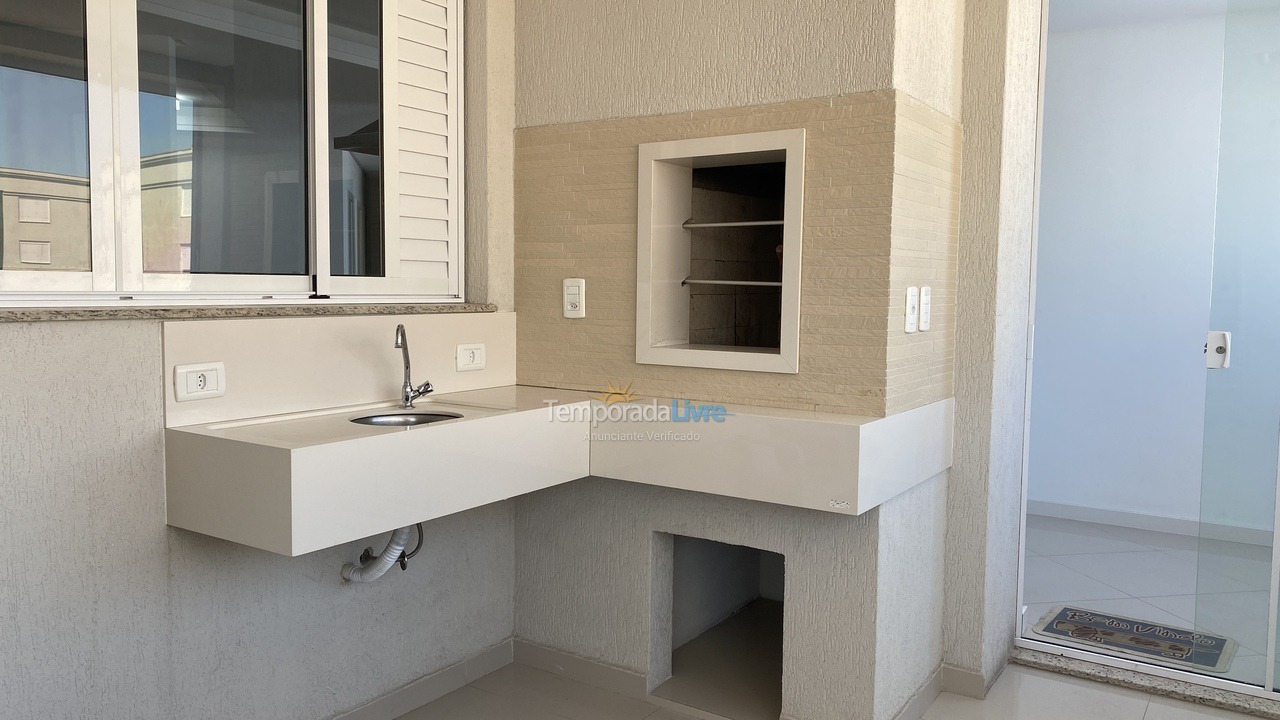 Apartamento para alquiler de vacaciones em Itapema (Meia Praia)